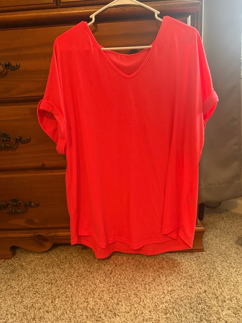 SHEIN Bright Coral V-Neck Short Sleeve Tee
